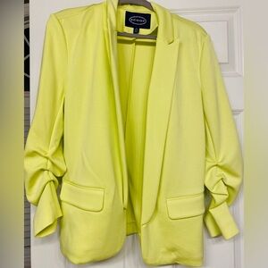 NWT Scoop Scrunch Sleeve Blazer